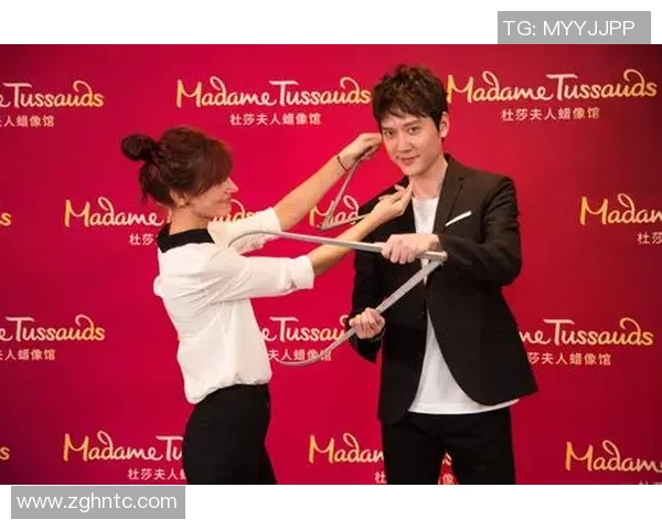 冯绍峰与足球球星的缘分揭秘：跨界明星与绿茵场的奇妙联系