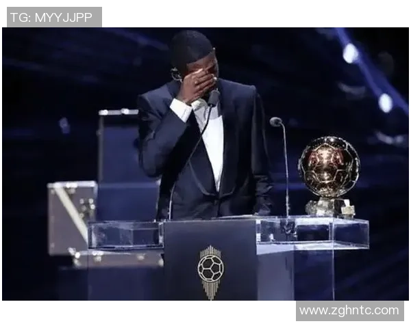 足球传奇：从青训到金球奖，球星背后的奋斗与荣耀之路