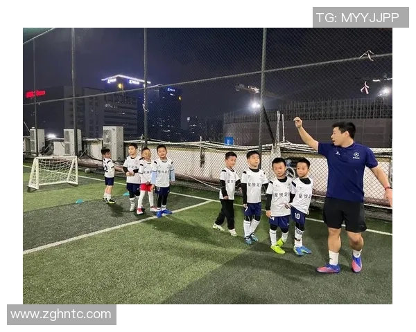 如何有机会与足球明星合影并留住珍贵瞬间的实用技巧与方法